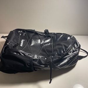 Supreme backpack fw17 used once send offer